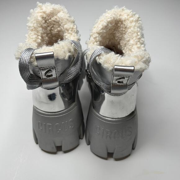 Circus by Sam Edelman Metallic Silver Platform Boots 6 - Picture 3 of 5